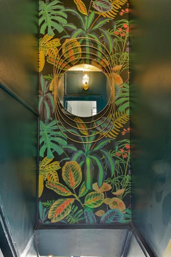 Independant Flat: Canal St Martin&Trains Stations! Paris Exterior photo